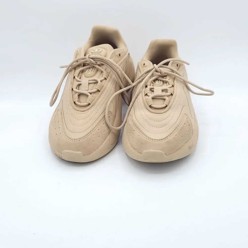 Adidas Ozelia Savanna kids size 4